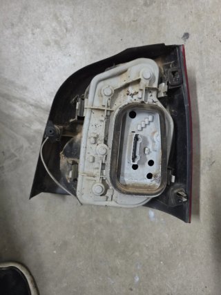 Pilotos Traseros Volkswagen Polo 2004