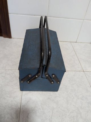 Caja de herramientas vintage Arza