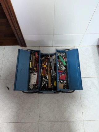 Caja de herramientas vintage Arza