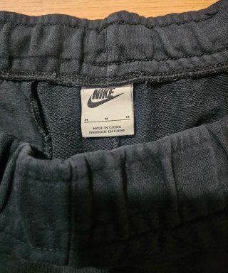 Conjunto chándal Nike negro y blanco