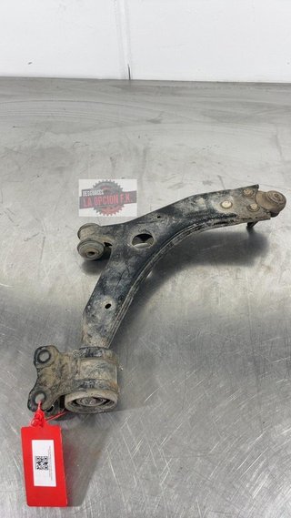 BRAZO SUSPENSION DELANTERO IZQUIERDO Ford Focus Berlina (CAP)(08.2004->)