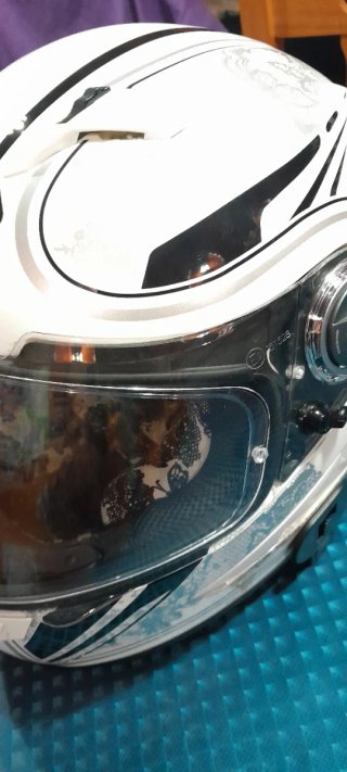 Casco Moto Scorpion Blanco y Plateado