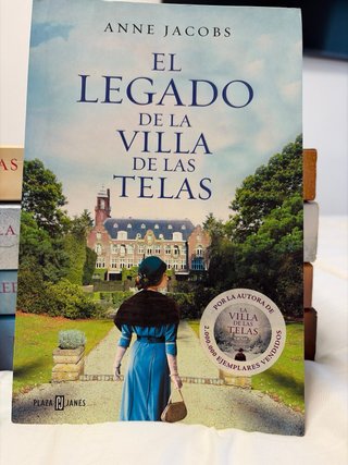La villa de las telas / The Cloth Villa