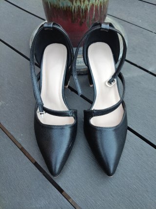 Zapatos de tacón negros talla 35
