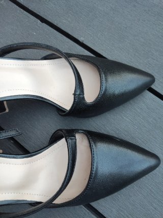 Zapatos de tacón negros talla 35