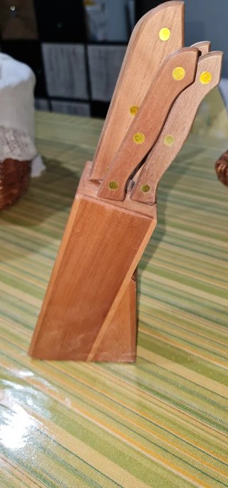 Set Coltelli Legno e Metallo