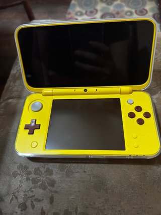 New Nintendo 2DS XL Pikachu Edición Especial