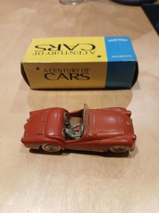 Maqueta Triumph TR3a Corgi.