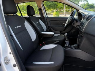 Dacia Sandero 2015