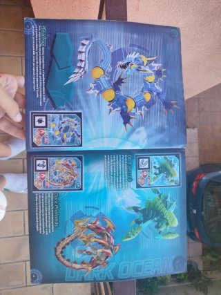 Invizimals Evolution Sticker Album Panini