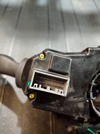 MANDO MULTIFUNCION KIA NIRO Concept | 05.16 - 12.