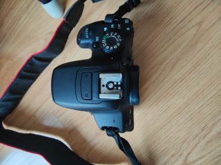 Canon EOS 700D Cámara Réflex Digital Vídeo Full HD