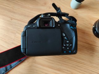 Canon EOS 700D Cámara Réflex Digital Vídeo Full HD