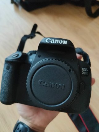 Canon EOS 700D Cámara Réflex Digital Vídeo Full HD