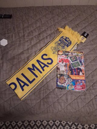 Pack Bufanda oficial Las Palmas y Revista Oficial