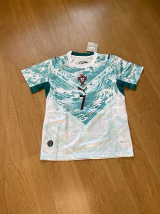 Equipamento Portugal Ronaldo WC