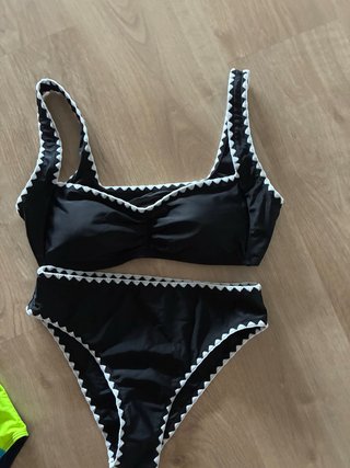 Bikini negro sin estrenar