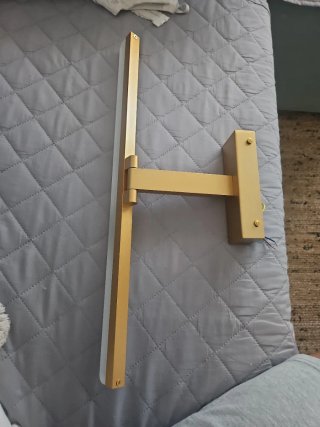 Aplique de pared metal dorado