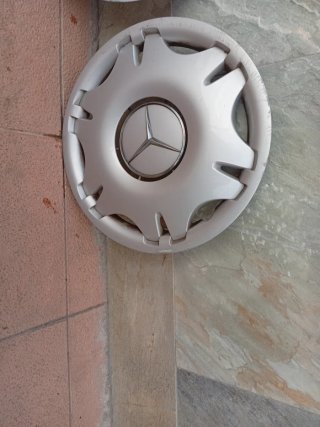 Tapacubos Mercedes 16 pulgadas