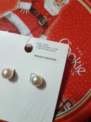 Orecchini H&M perle bianche
