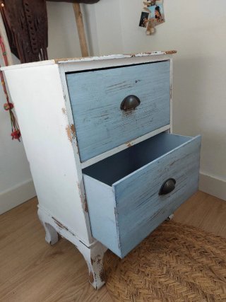 Mesita Auxiliar Vintage Azul y Blanco