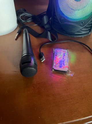 Altavoz ZQS Bluetooth con Micrófono y Mando