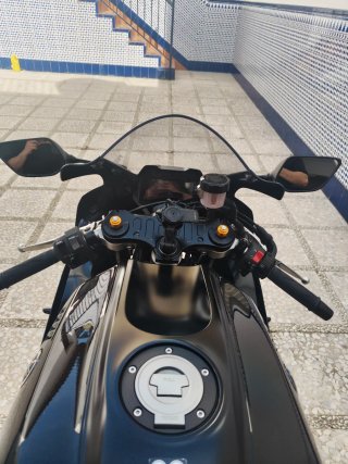 Yamaha R7(A2)