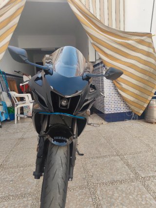 Yamaha R7(A2)
