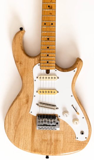 Guitarra Aria Pro II RS Series.