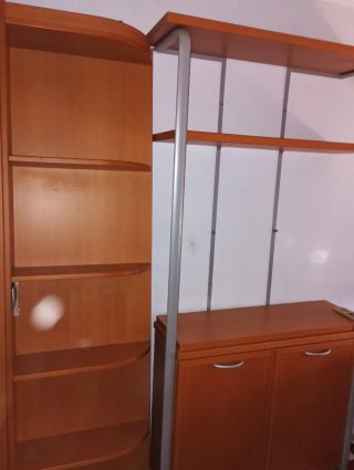 Conjunto juvenil: Cama, estanterías y escritorio