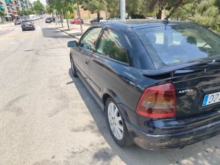 Opel Astra 2004