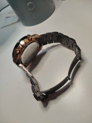 Reloj Benyar Negro y Marrón