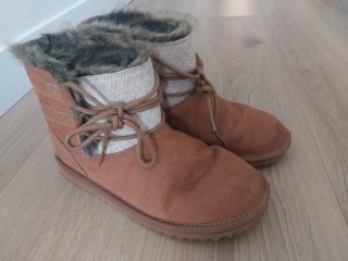 Botas Roxy Marrones tipo UGG