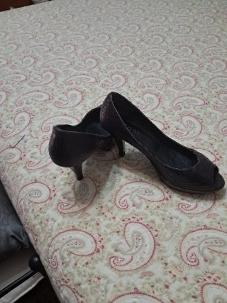 Zapatos LODI Negros Talla 39