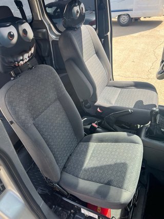 Ford Tourneo Connect 2004