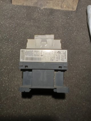 Contactor Schneider LC1D12 3P Bobina 230V