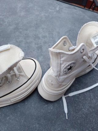 Sneakers Converse Beige/Bianco con Piattaforma