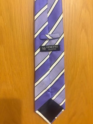 Corbatas elegantes en perfecto estado