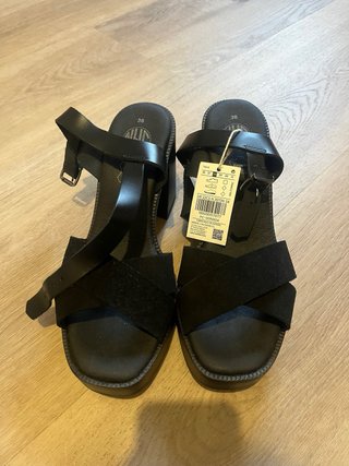 Sandalias negras tacón plataforma talla 38