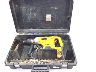 E741513-0 MARTILLO ELECTRICO DEWALT D25600K