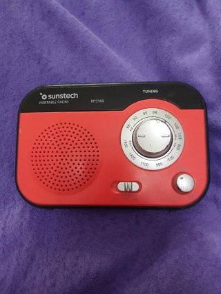 Radio Portátil Sunstech RPS560 Roja