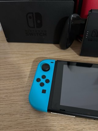 Nintendo Switch Rojo y azul