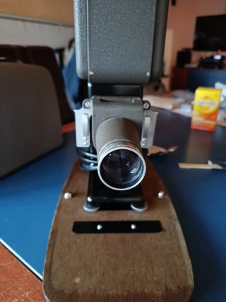 Proyector diapositivas Leitz años 60