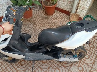 Yamaha Aerox 50cc Scooter