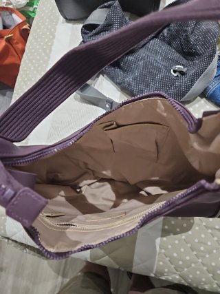 Bolso bandolera Lacoste morado nailon cocodrilo