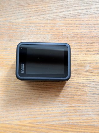 GoPro Hero 10 + Caricabatterie multi porte