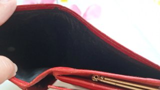 Cartera monedero efecto piel cocodrilo roja