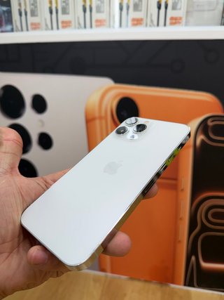 iPhone 13 Pro Max 512GB bianco batteria 77%