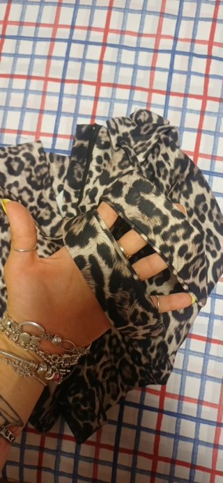 Pantalón corto estampado leopardo