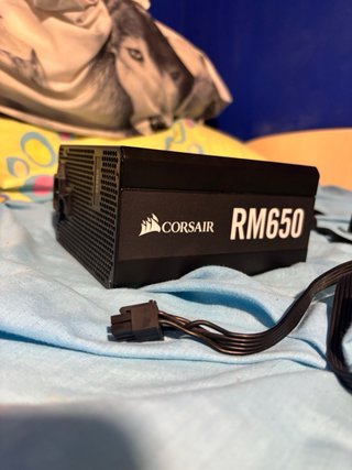 Corsair RM650 - Fuente de Alimentación ATX